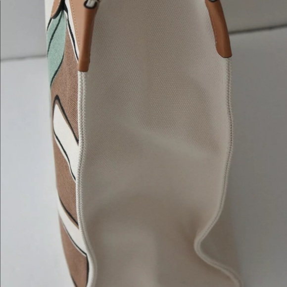 COACH LOVE CANVAS TOTE 38 BAG LEATHER TRIM - Picture 3 of 5